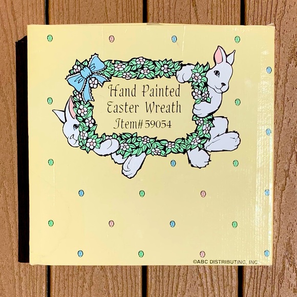 WHIMSICAL HAND PAINTED “HAPPY EASTER” WREATH - Picture 6 of 8